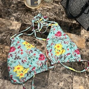 Leith floral bikini top size XL NWOT